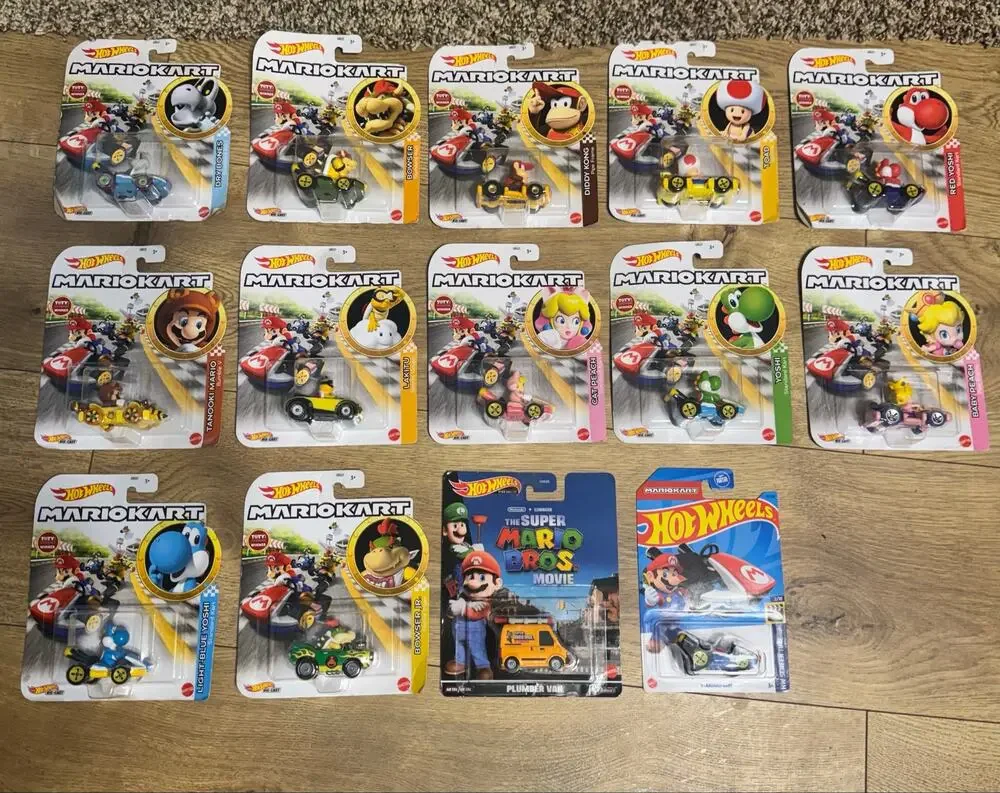 Hot Wheels Mario Kart lot of 14 - READ